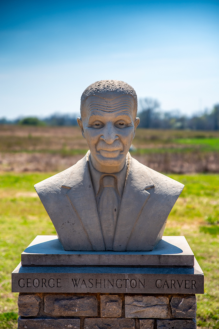 Monument of George Washington Carver,