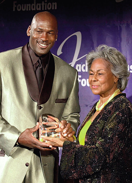 Rachel Robinson and Michael Jordan at the awarding of the Robie Humanitarian Award.