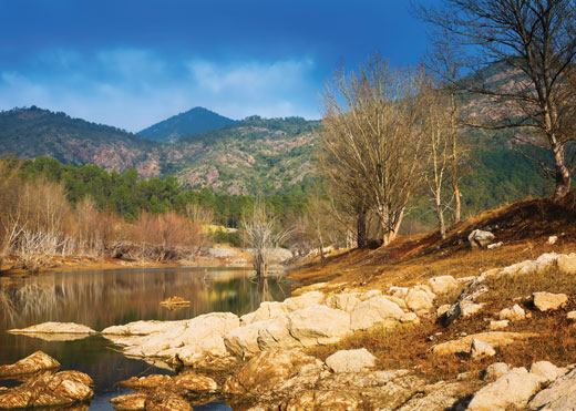 Leeward mountain side with arid conditions.